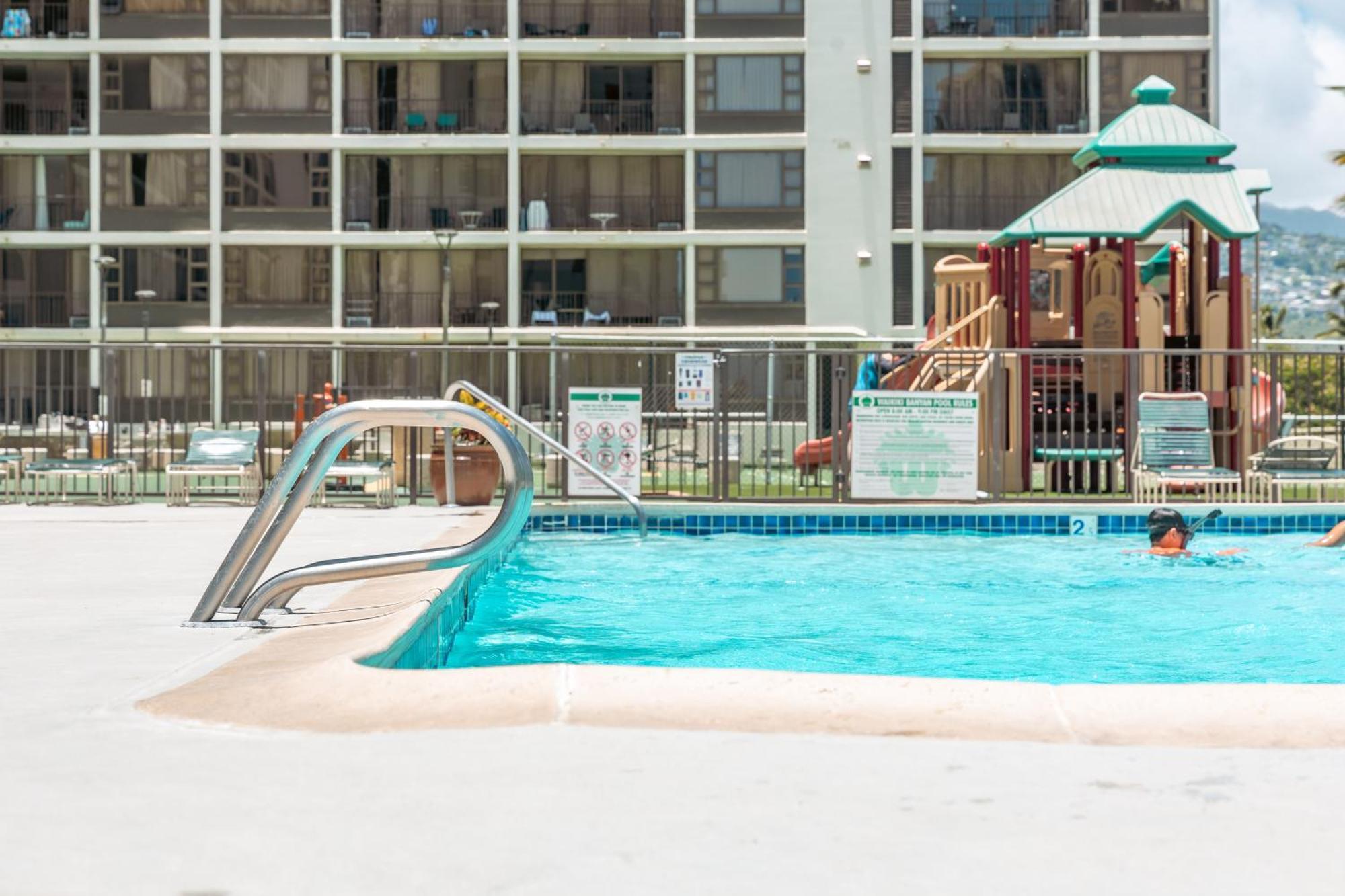 Waikiki Banyan 1Br With Great Ocean Views, Steps To Beach & Parking! هونولولو المظهر الخارجي الصورة